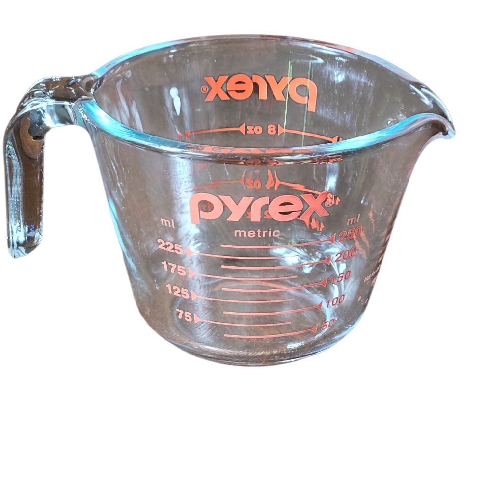 Pyrex Clear Glass Cup with Red Markings Measuring Cup
